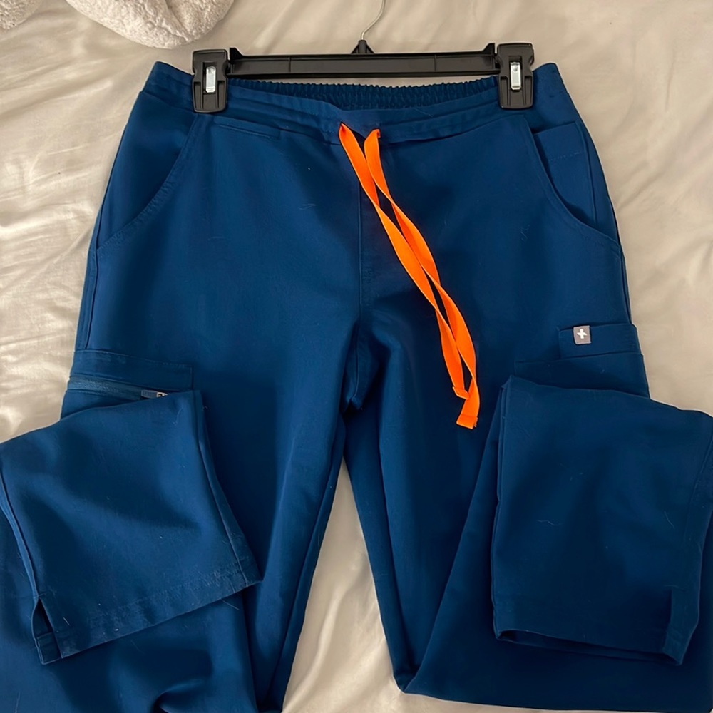 Figs dark blue scrub pants